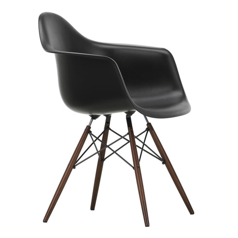 Cadeira de Braços em Plástico Eames DAW / Base Ácer Escuro